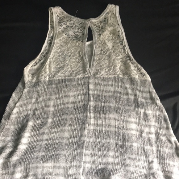 Tank top - Picture 2 of 3